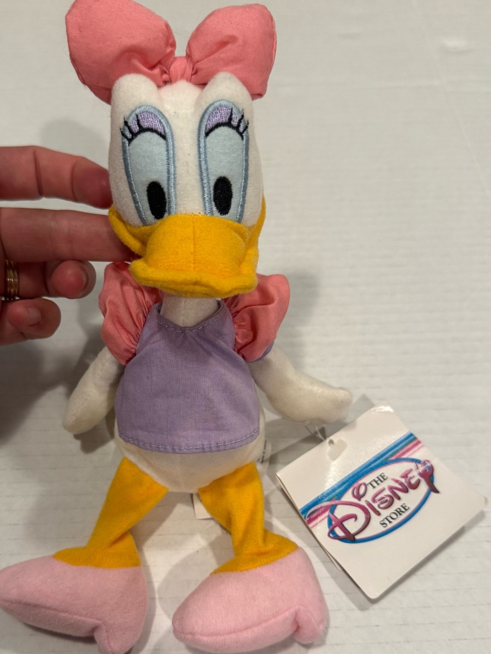 Disney Store Daisy Duck Mini Bean Bag Plush NWT Vintage Pink Bow Stuffed Animal